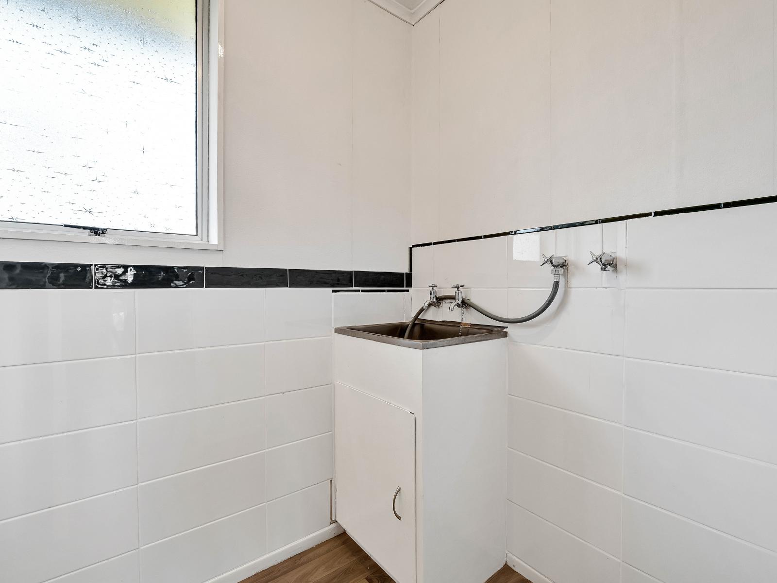 2/341 Devon Street West, New Plymouth