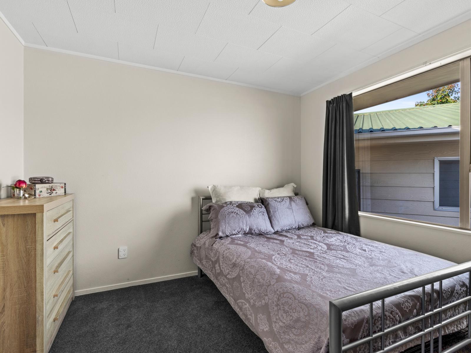 43 Ryan Crescent, Greenmeadows