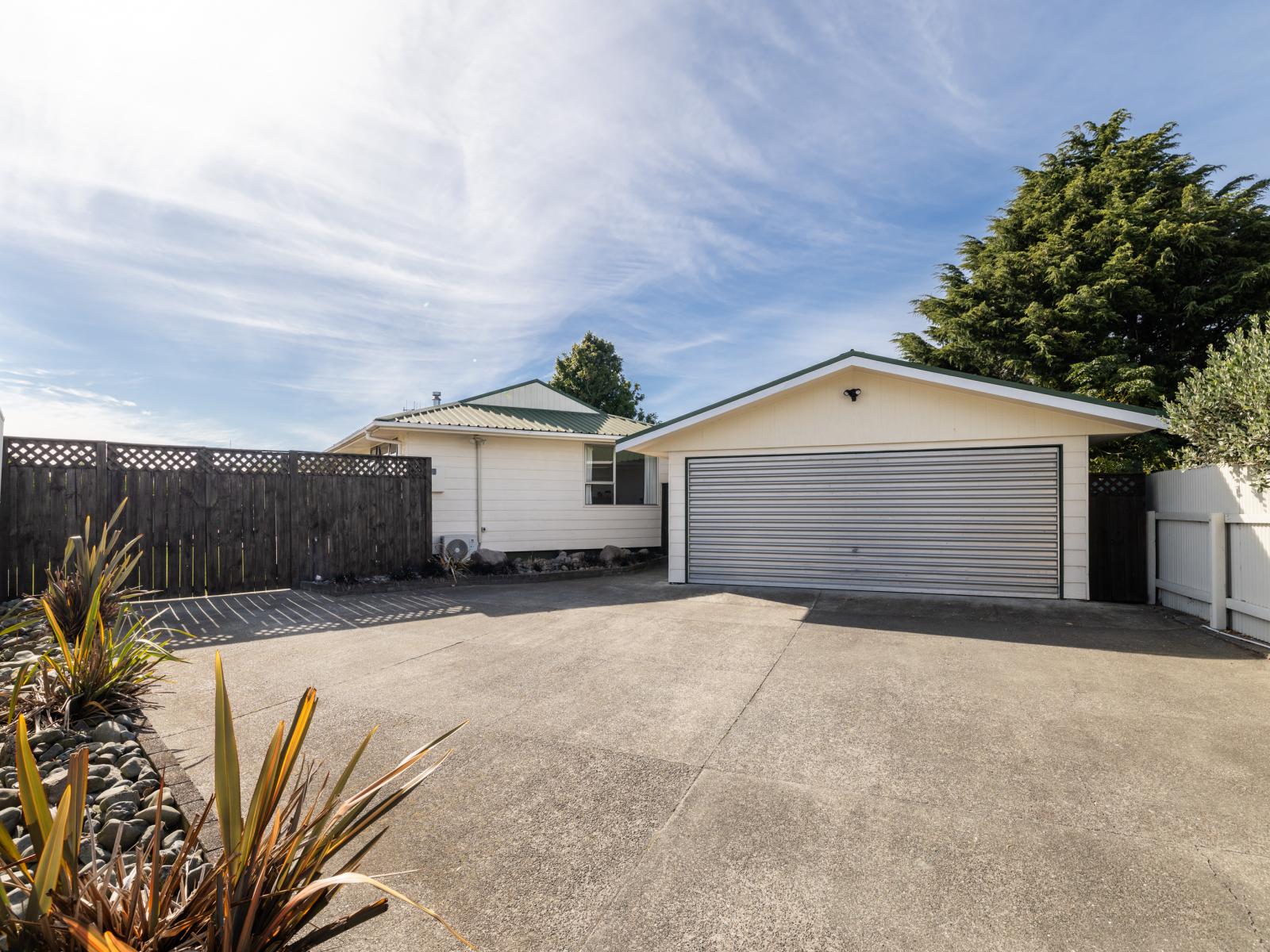 43 Ryan Crescent, Greenmeadows