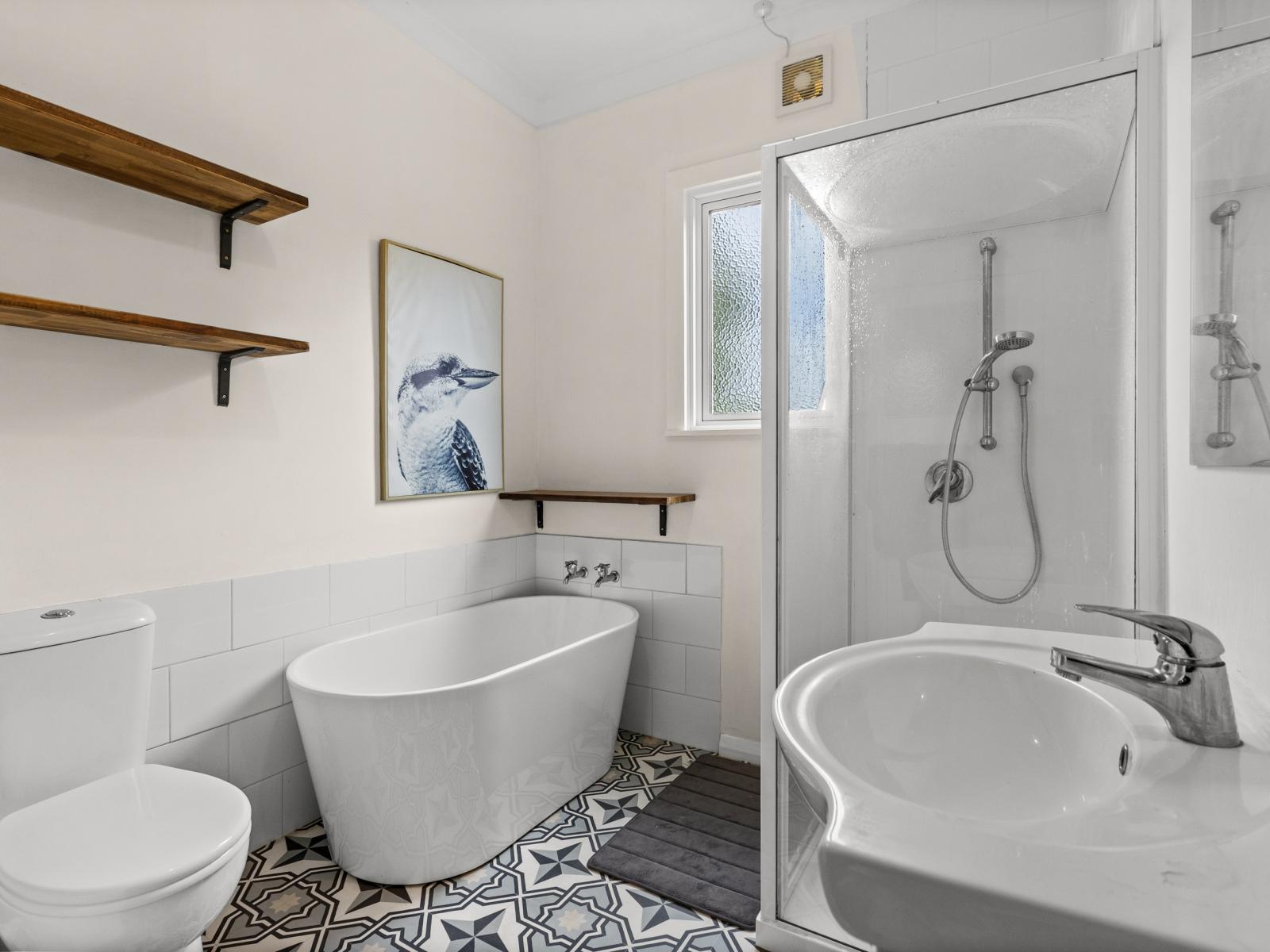 508 Southampton Street West, Hastings