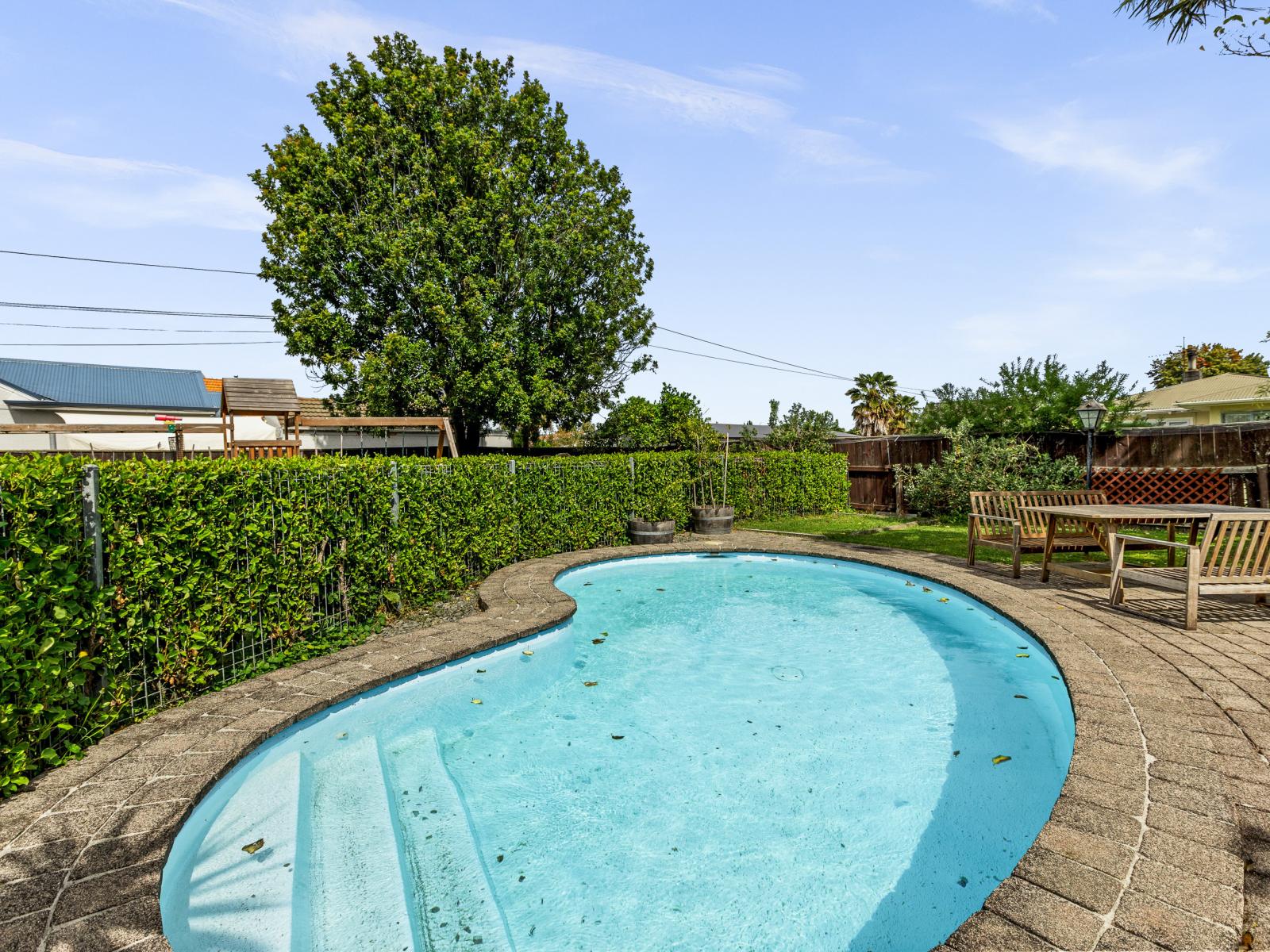 508 Southampton Street West, Hastings