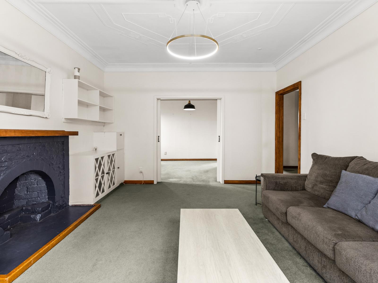 508 Southampton Street West, Hastings