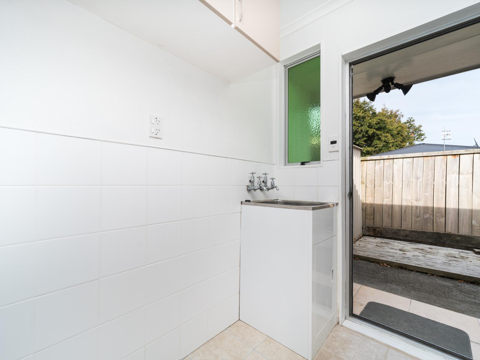 155b Ferguson Street, West End