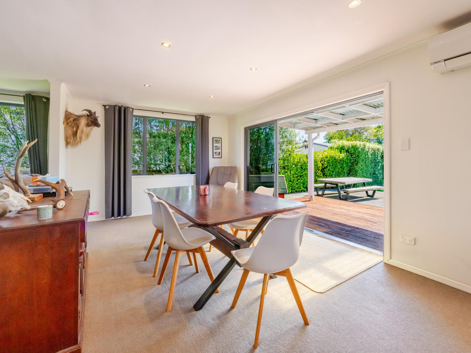 4 Holyrood Terrace, Waipukurau