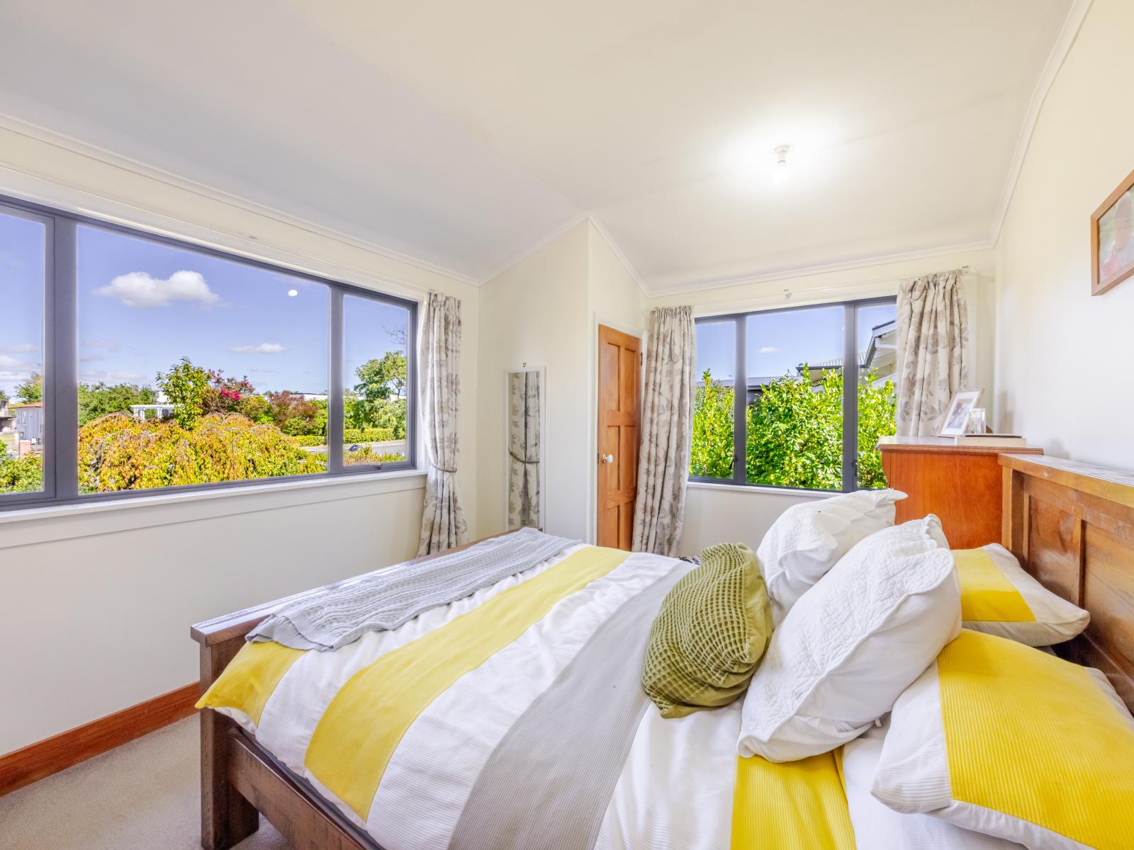 4 Holyrood Terrace, Waipukurau