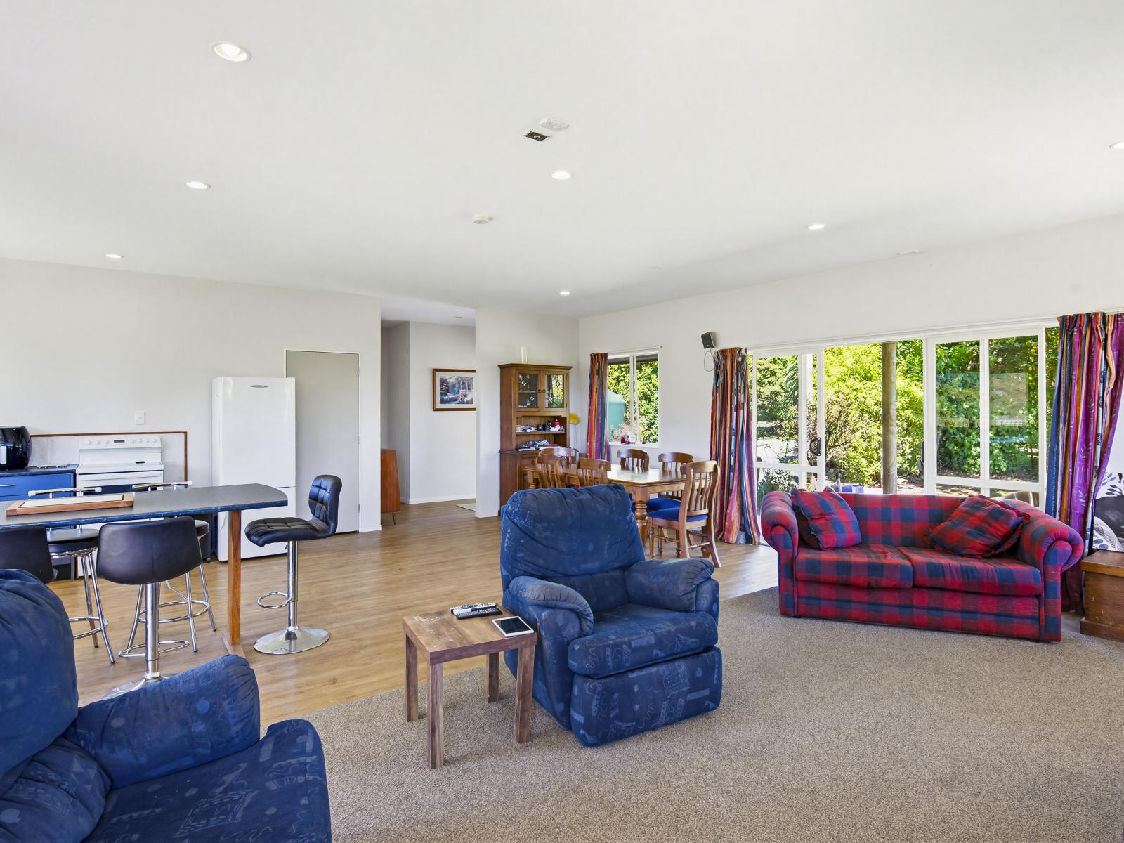 63 South Manakau Road, Manakau