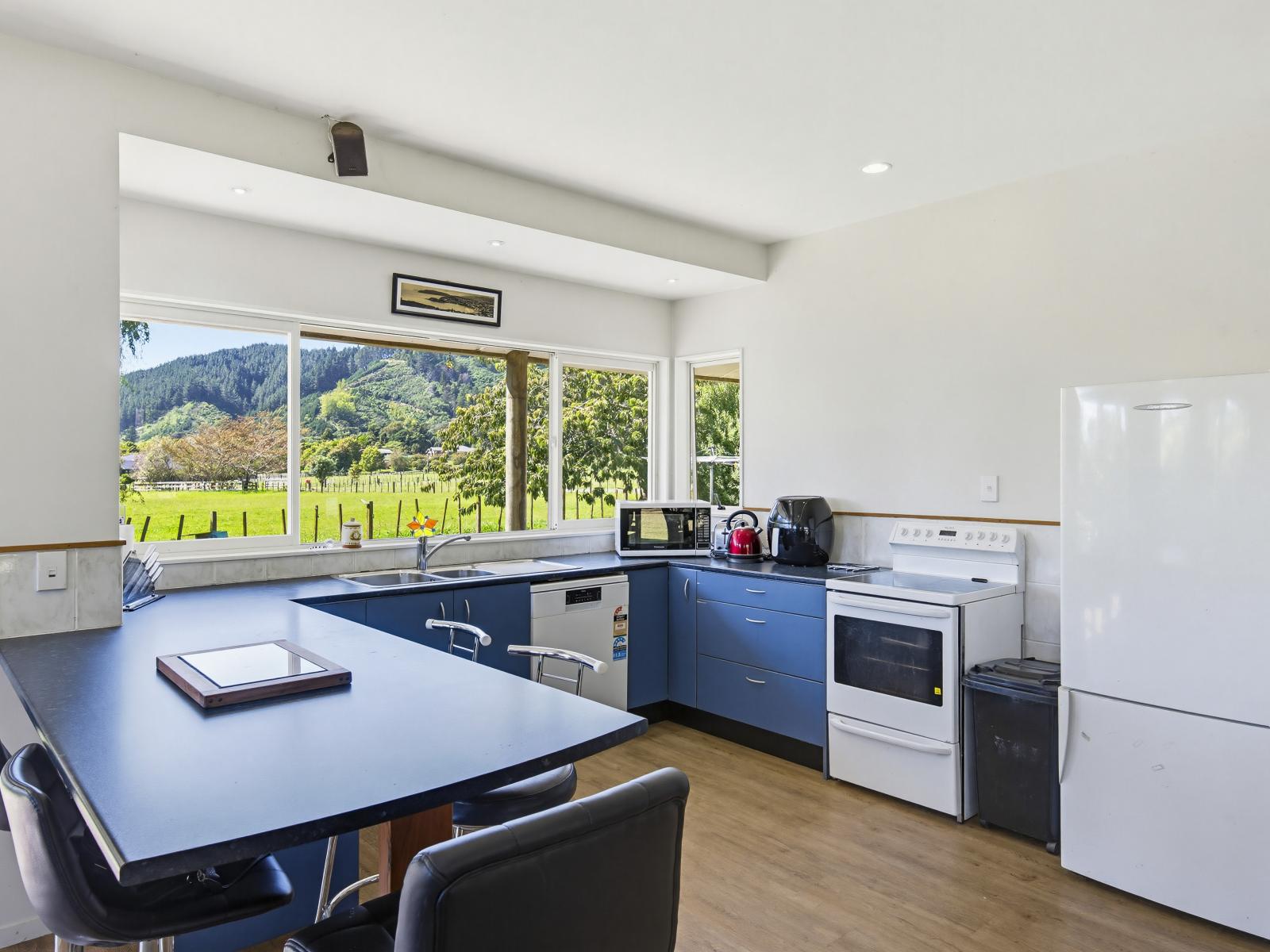 63 South Manakau Road, Manakau