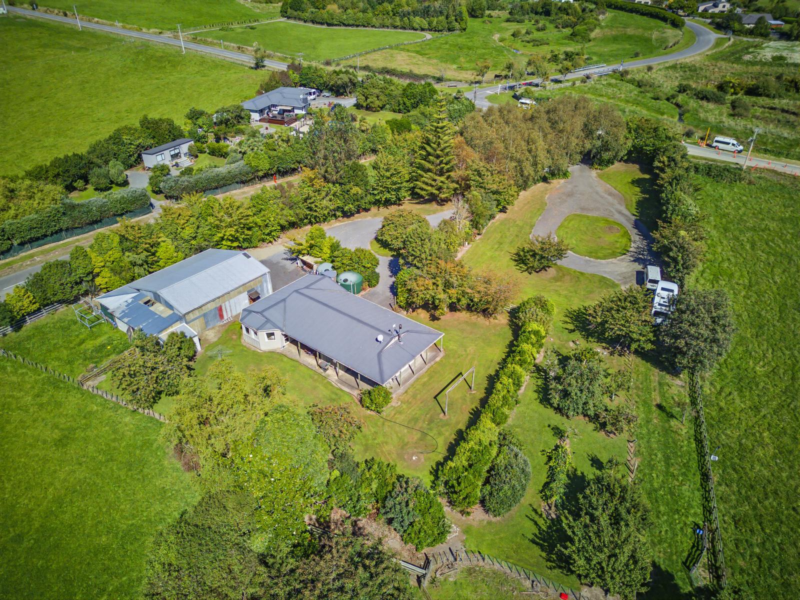 63 South Manakau Road, Manakau