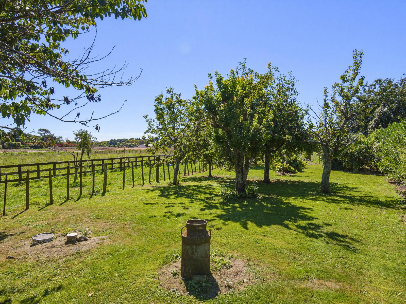 63 South Manakau Road, Manakau