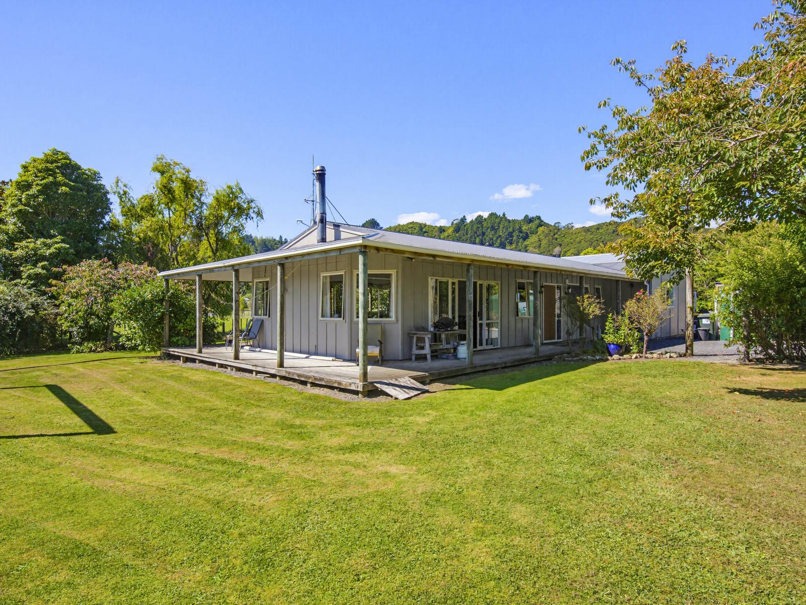 63 South Manakau Road, Manakau