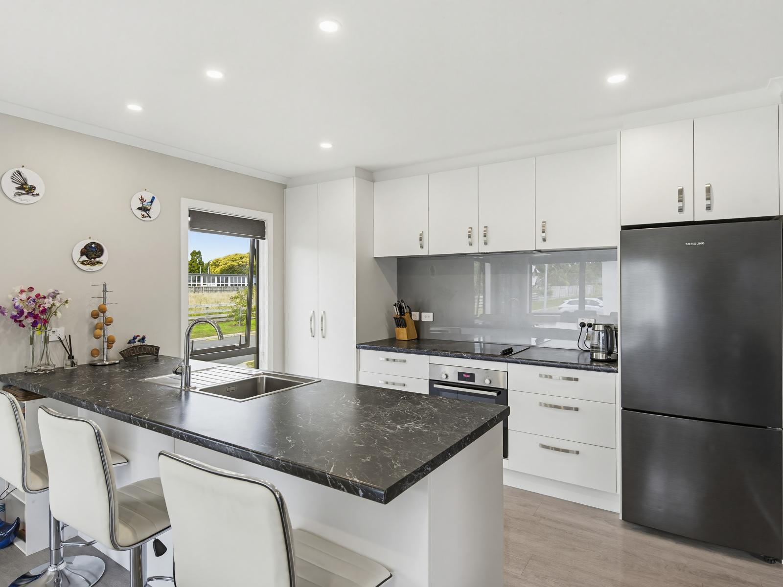 12 Enereta Road, Otaki