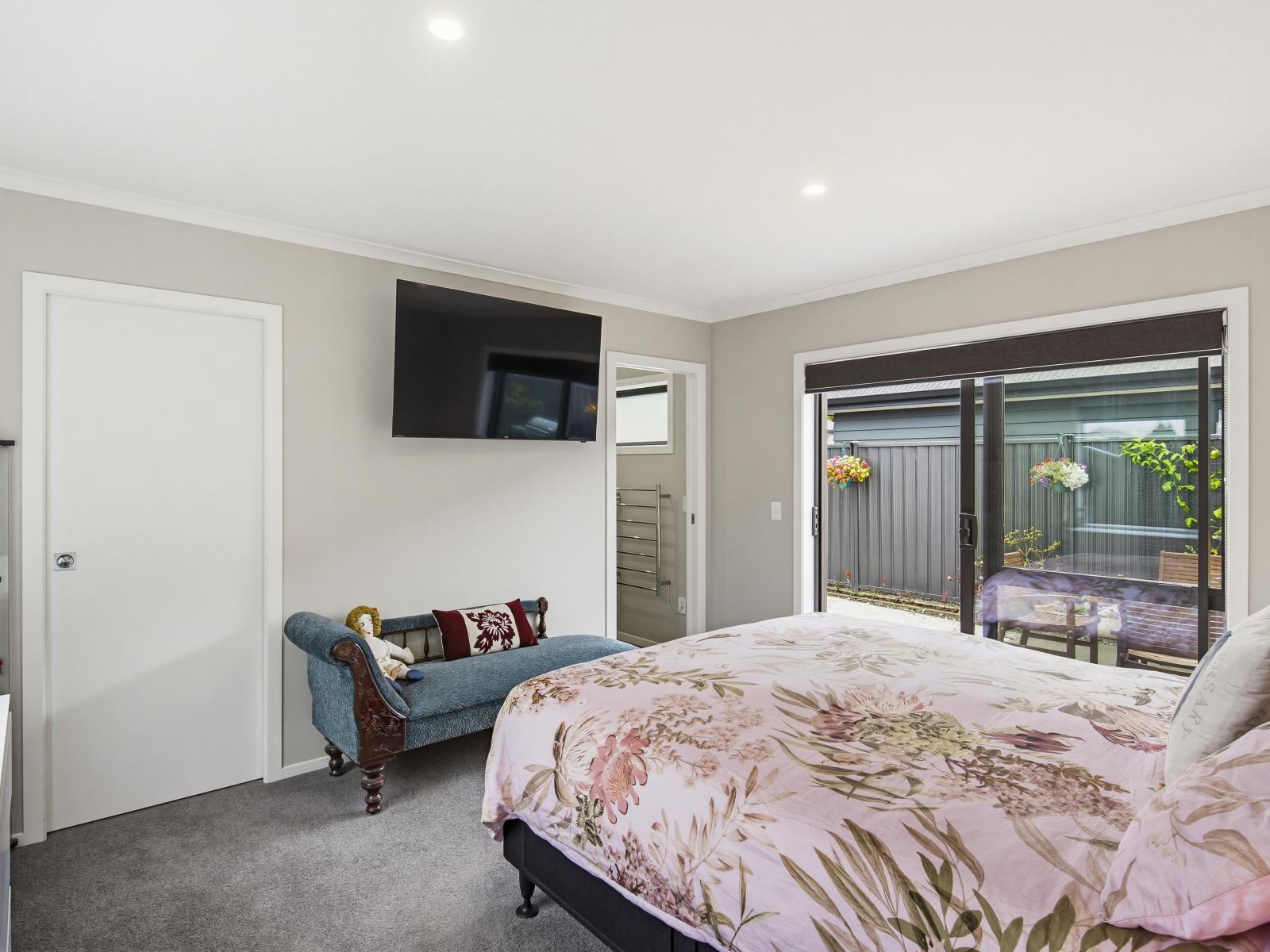 12 Enereta Road, Otaki