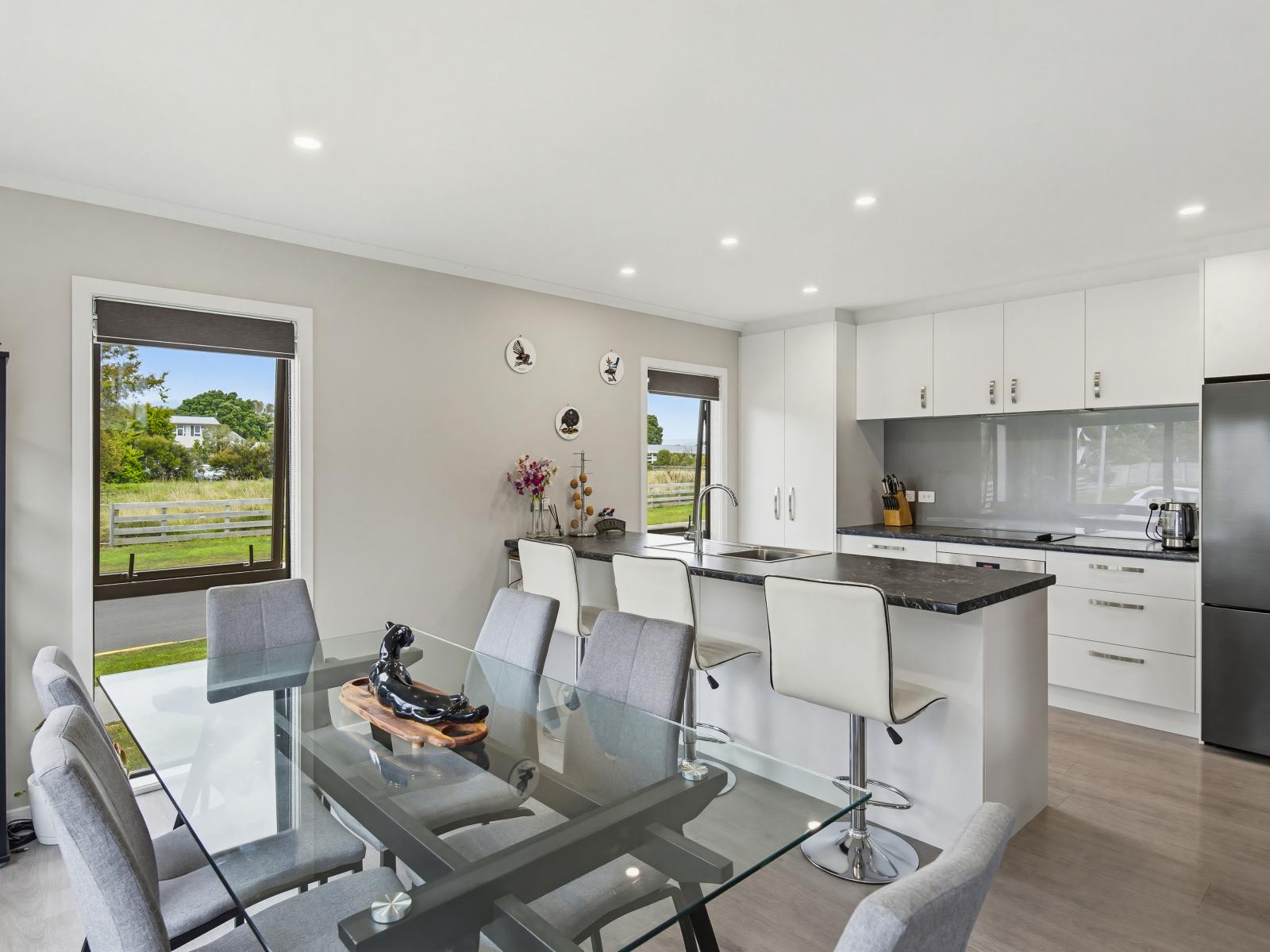 12 Enereta Road, Otaki