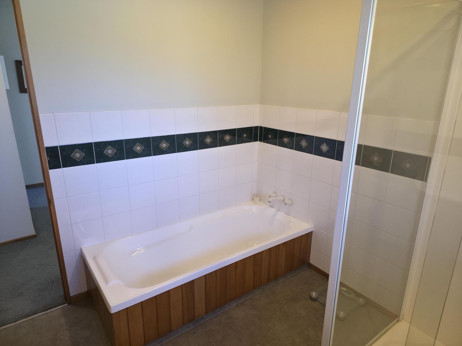 275 Homestead Road, Weston