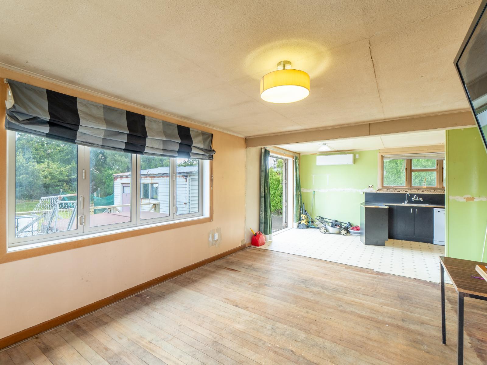 186 Tramway Road, Strathern