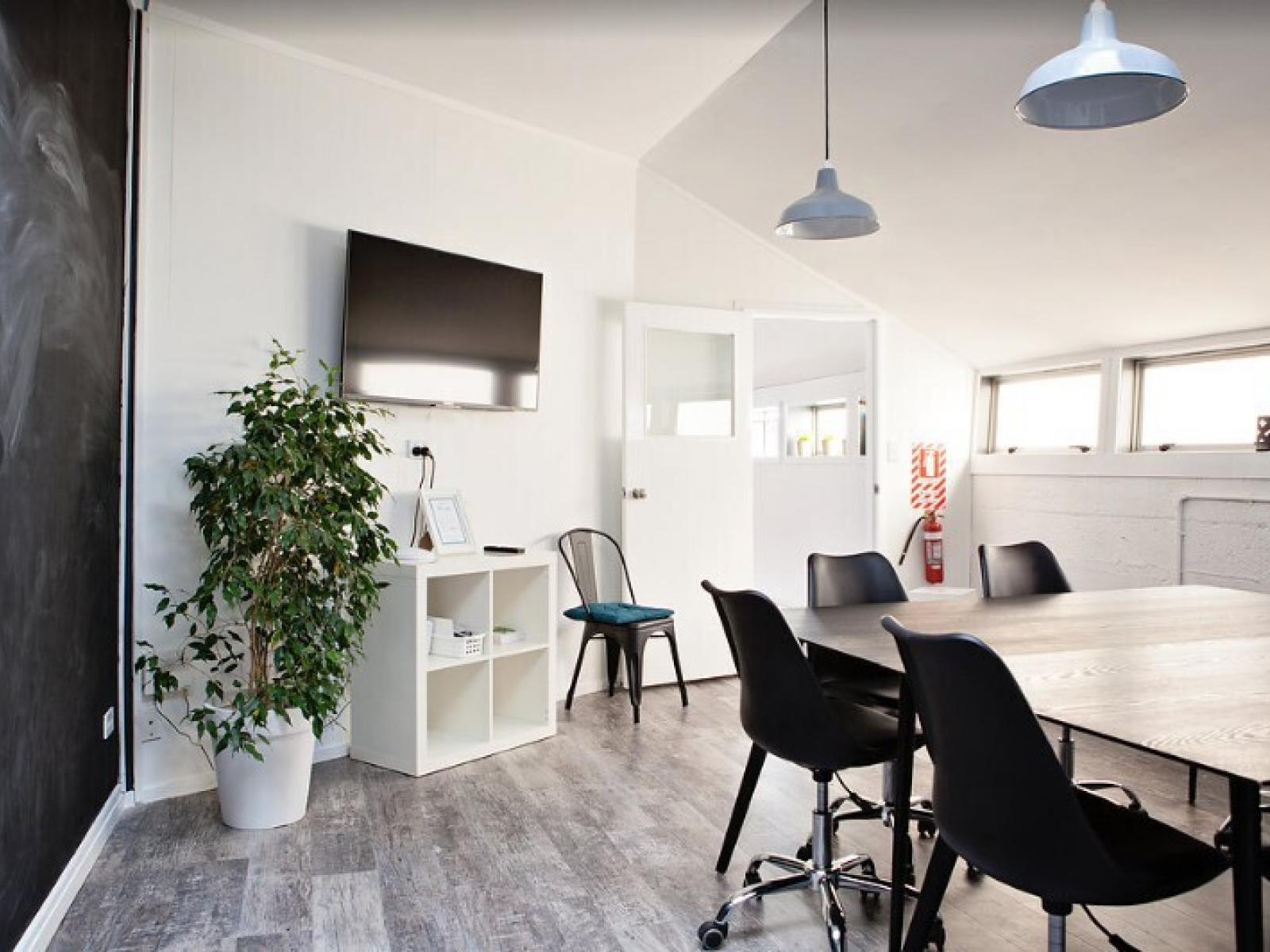 32 Victoria Street, Cambridge