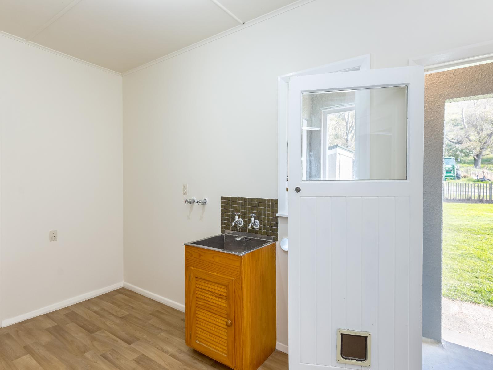 57 Admiral Station Road, Gladstone