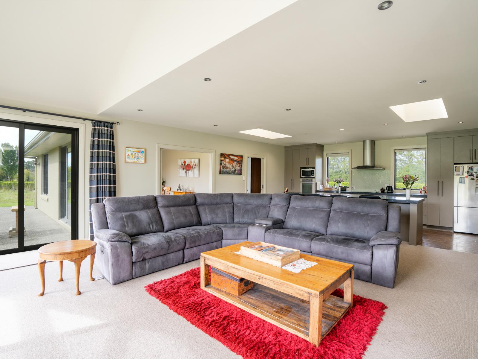 232 Crow Road, Thomsons Crossing