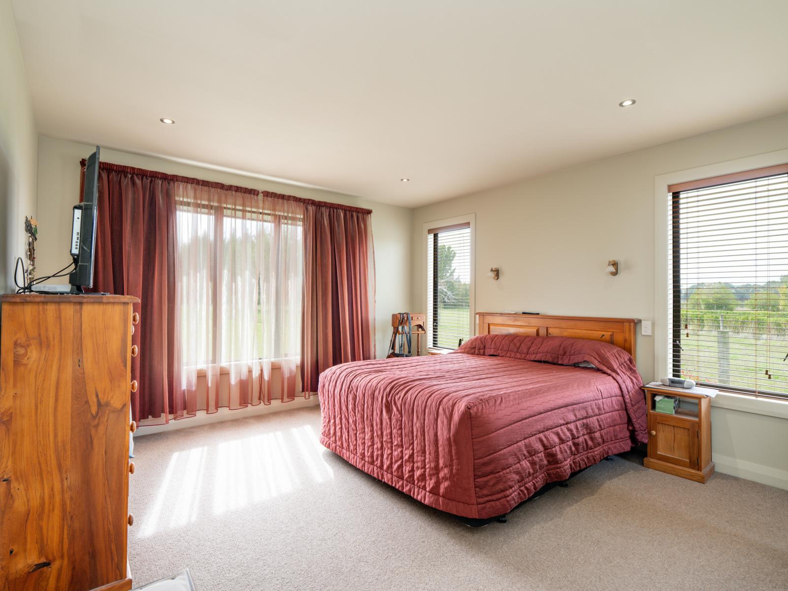 232 Crow Road, Thomsons Crossing