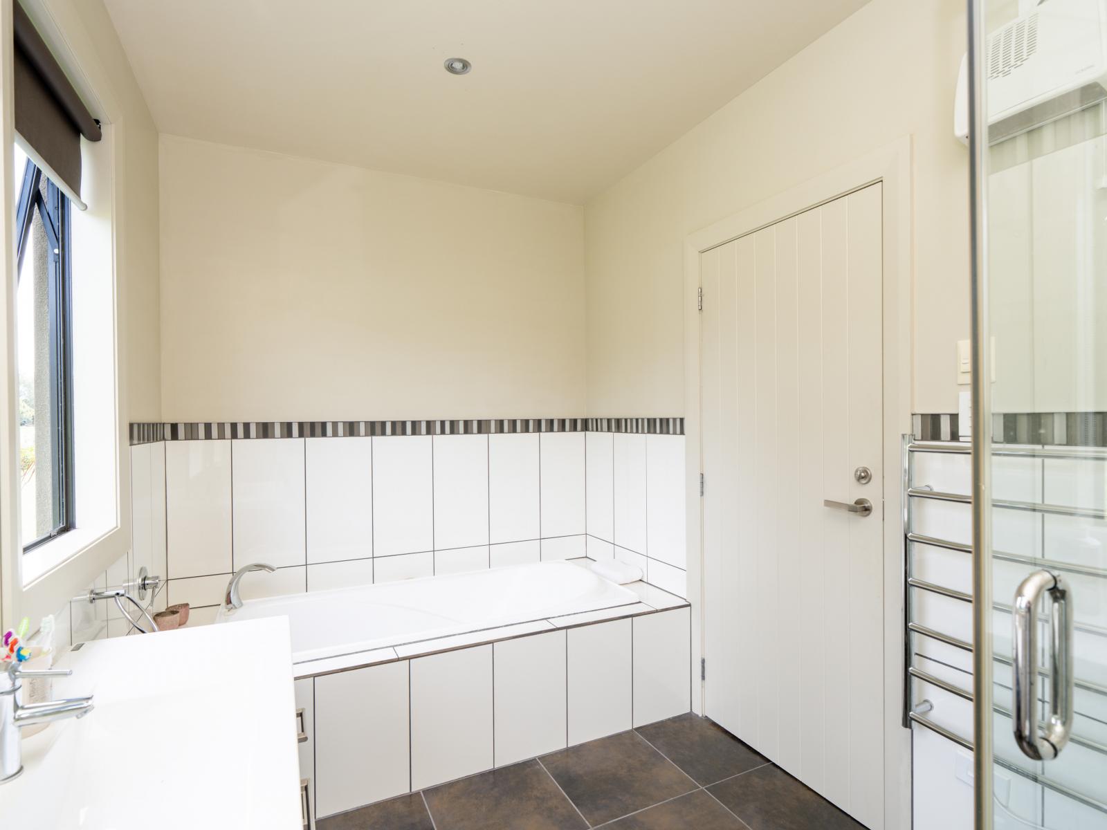 232 Crow Road, Thomsons Crossing