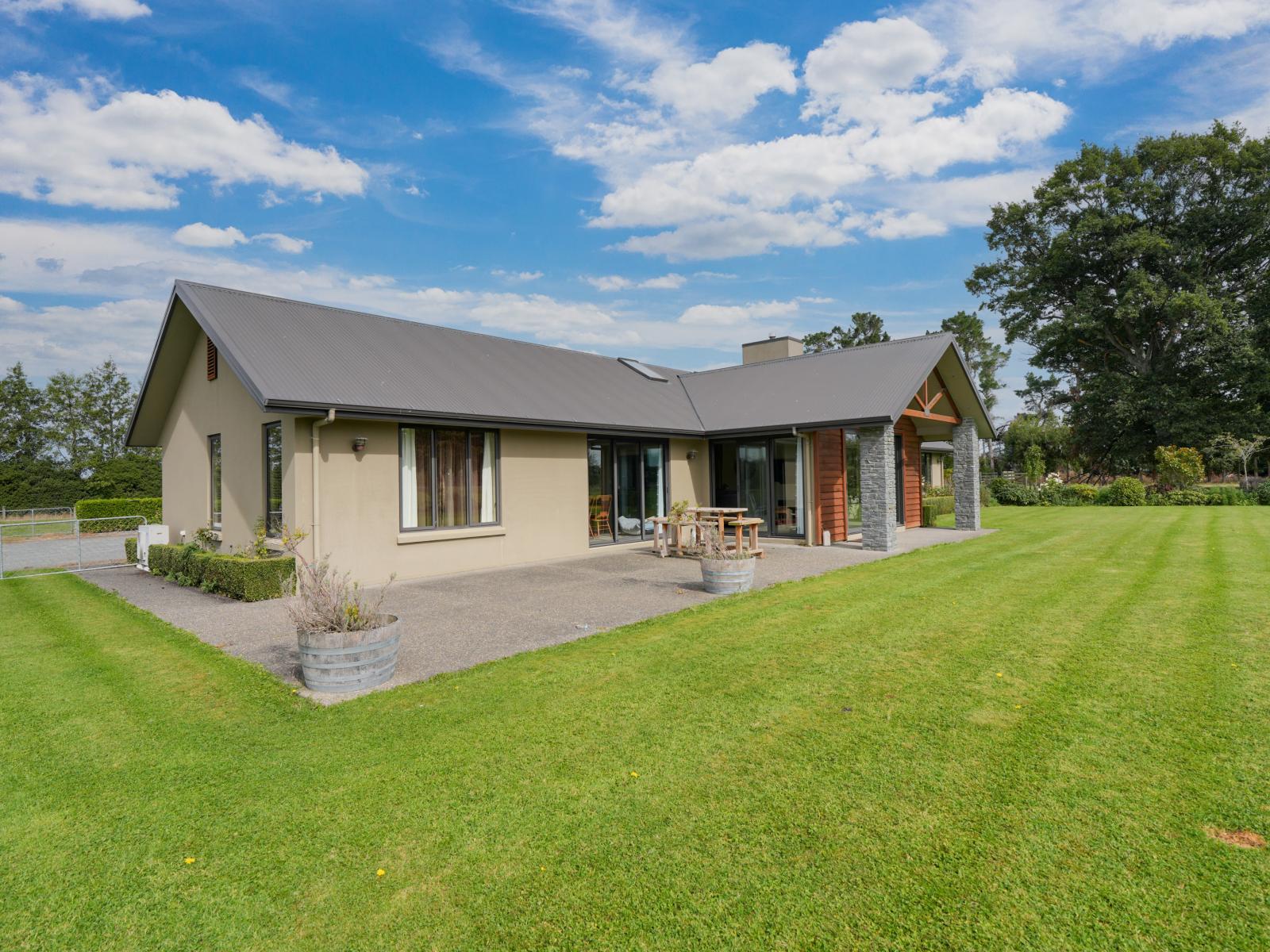 232 Crow Road, Thomsons Crossing