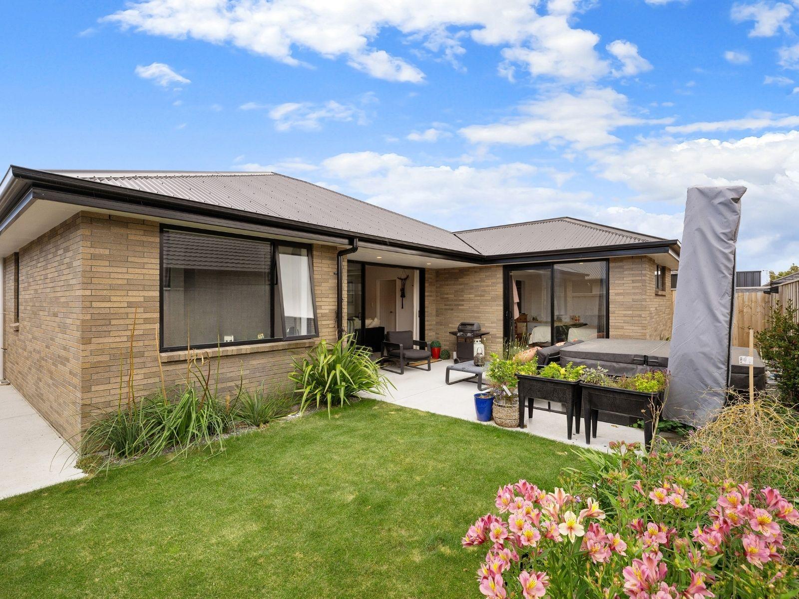 151 Infinity Drive, Pegasus