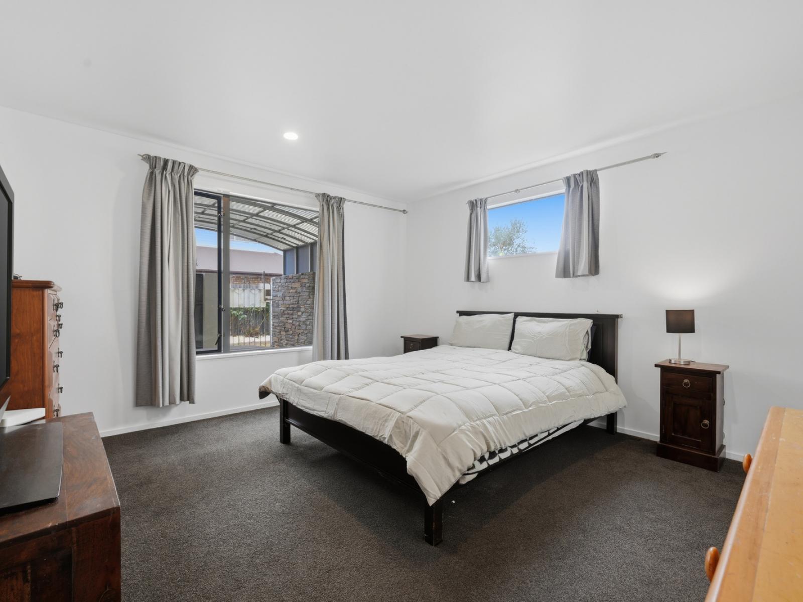 24 Welsford Street, Woodend