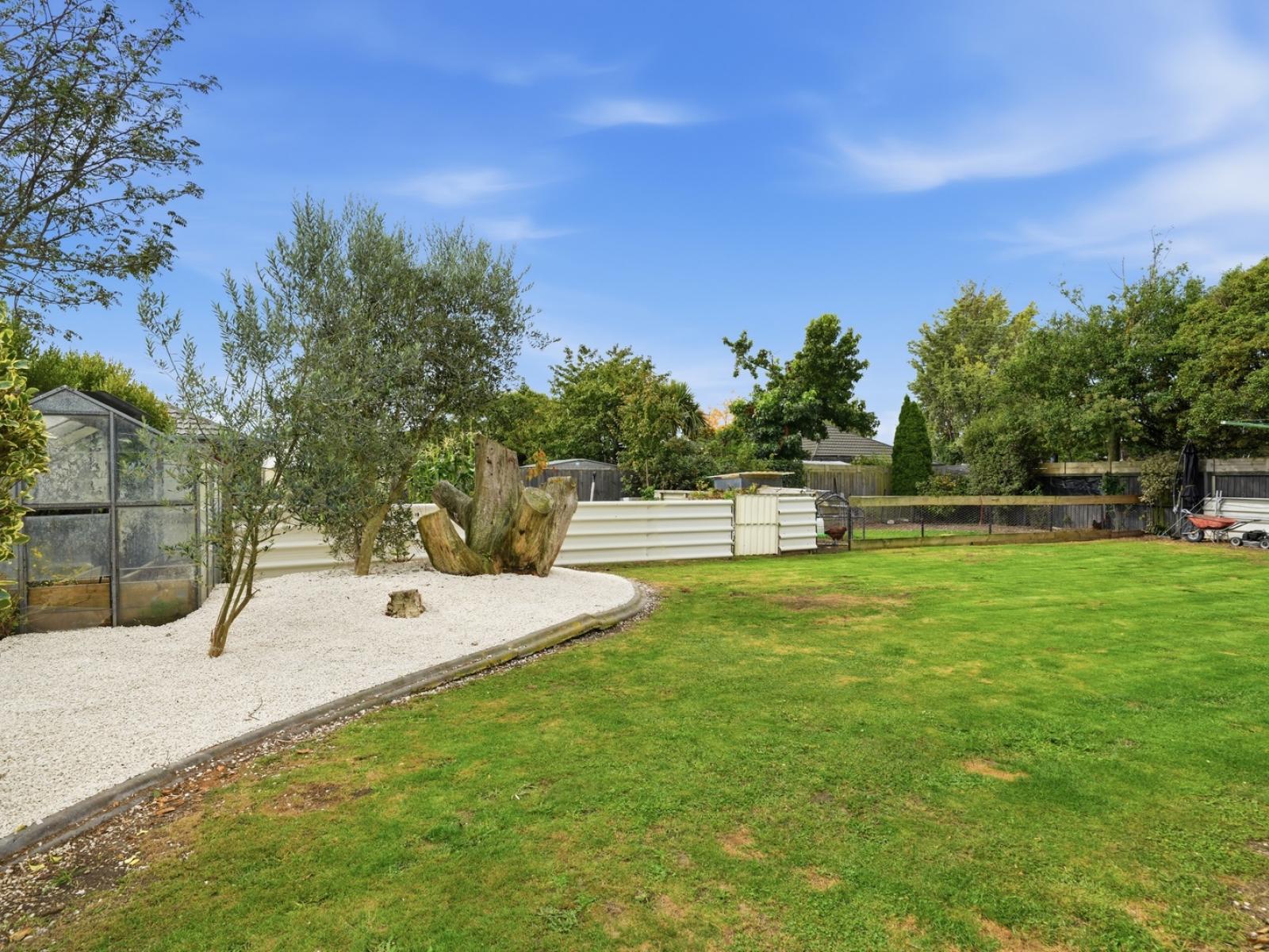 24 Welsford Street, Woodend