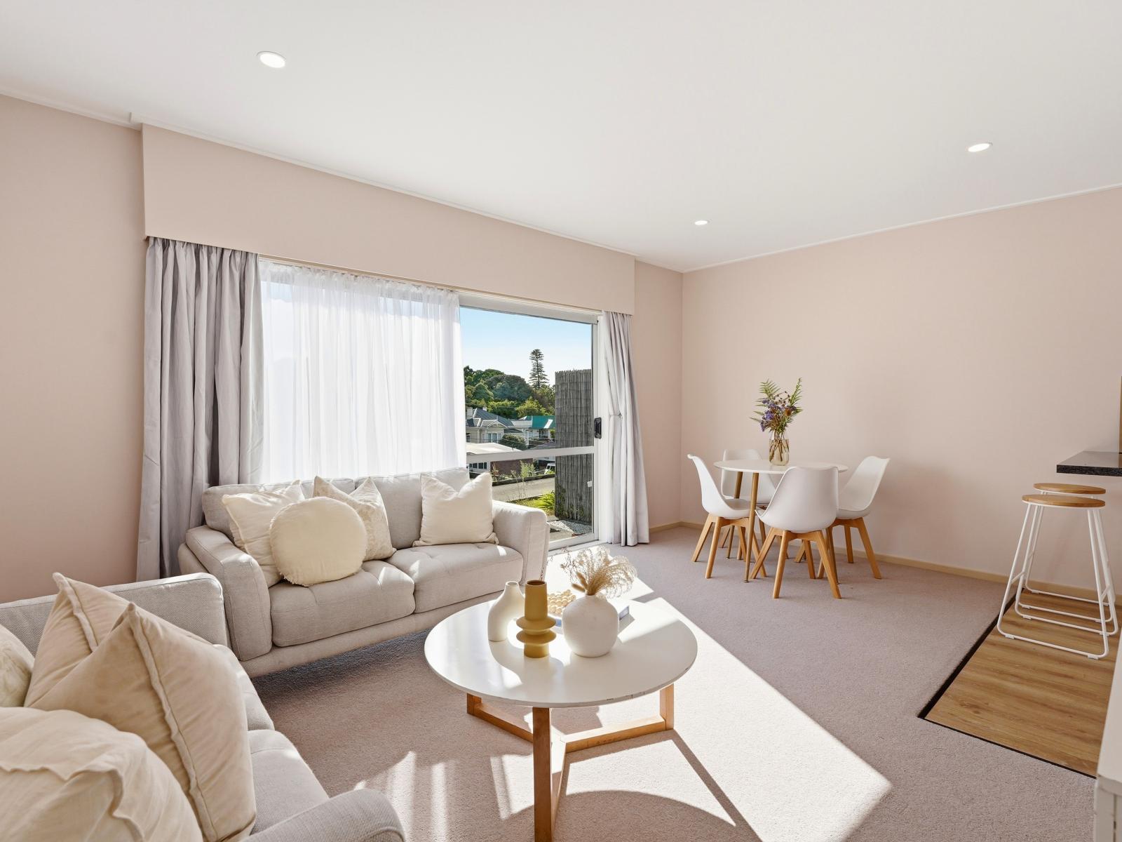 73A Great North Road, St Johns Hill