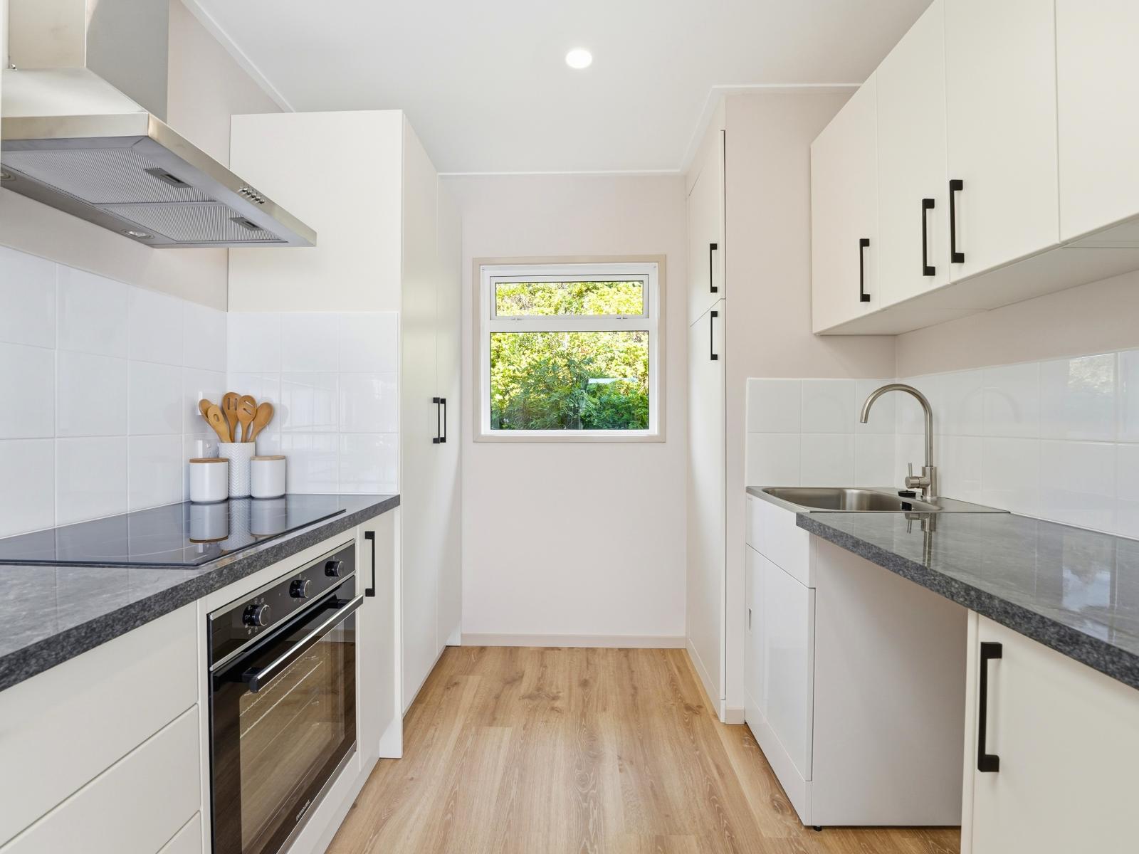 73A Great North Road, St Johns Hill