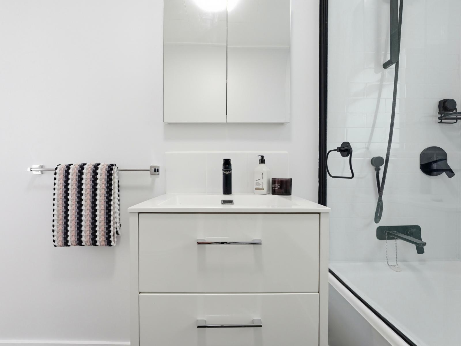 73A Great North Road, St Johns Hill