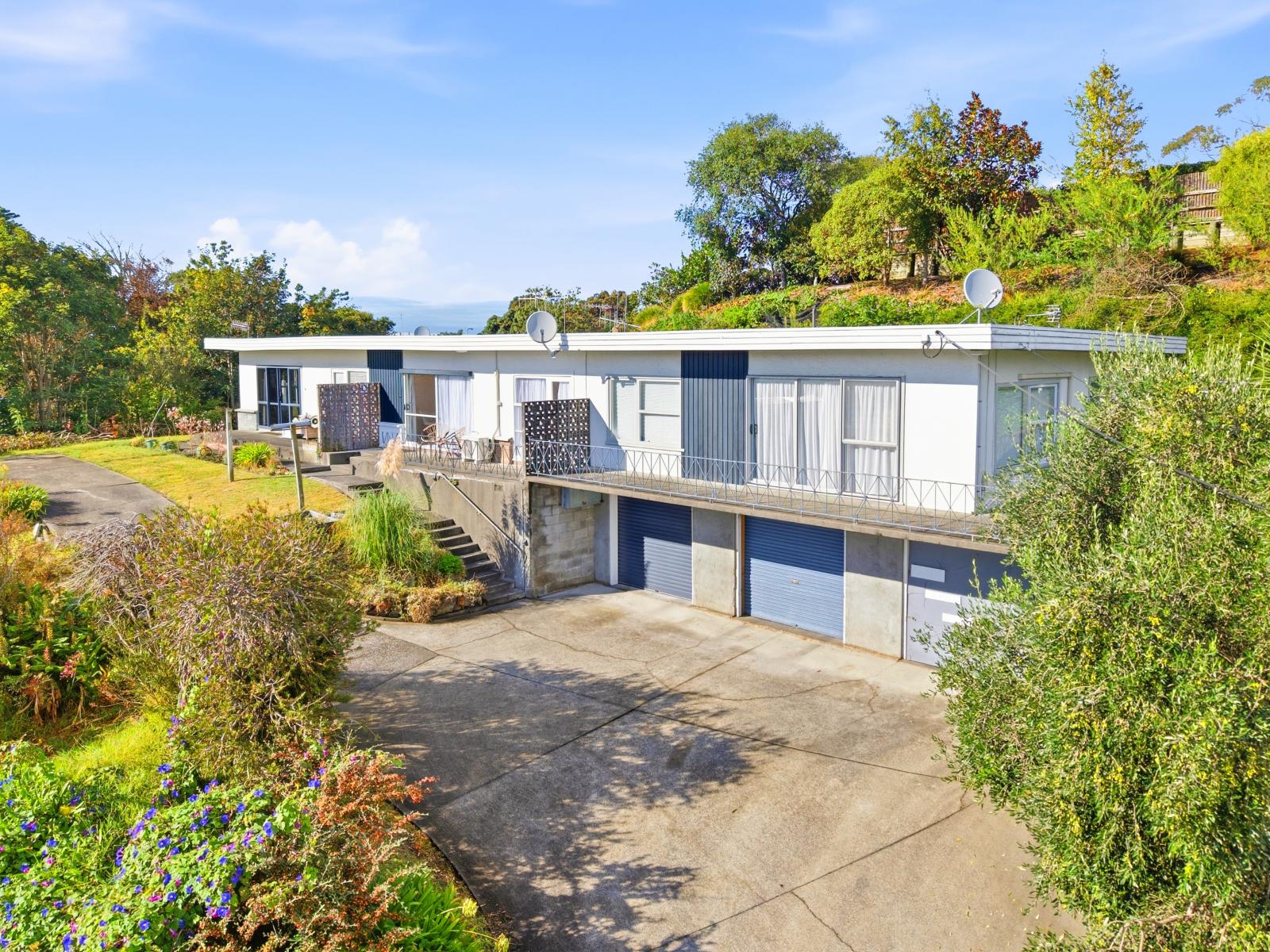 73A Great North Road, St Johns Hill