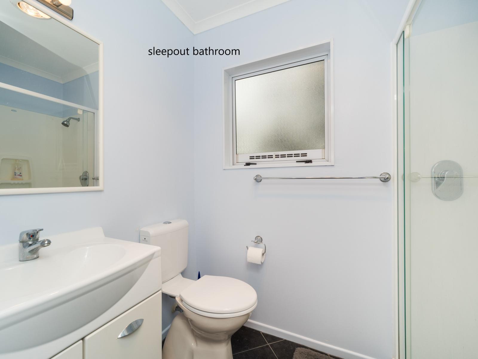 24 Anakiwa Street, Kelvin Grove