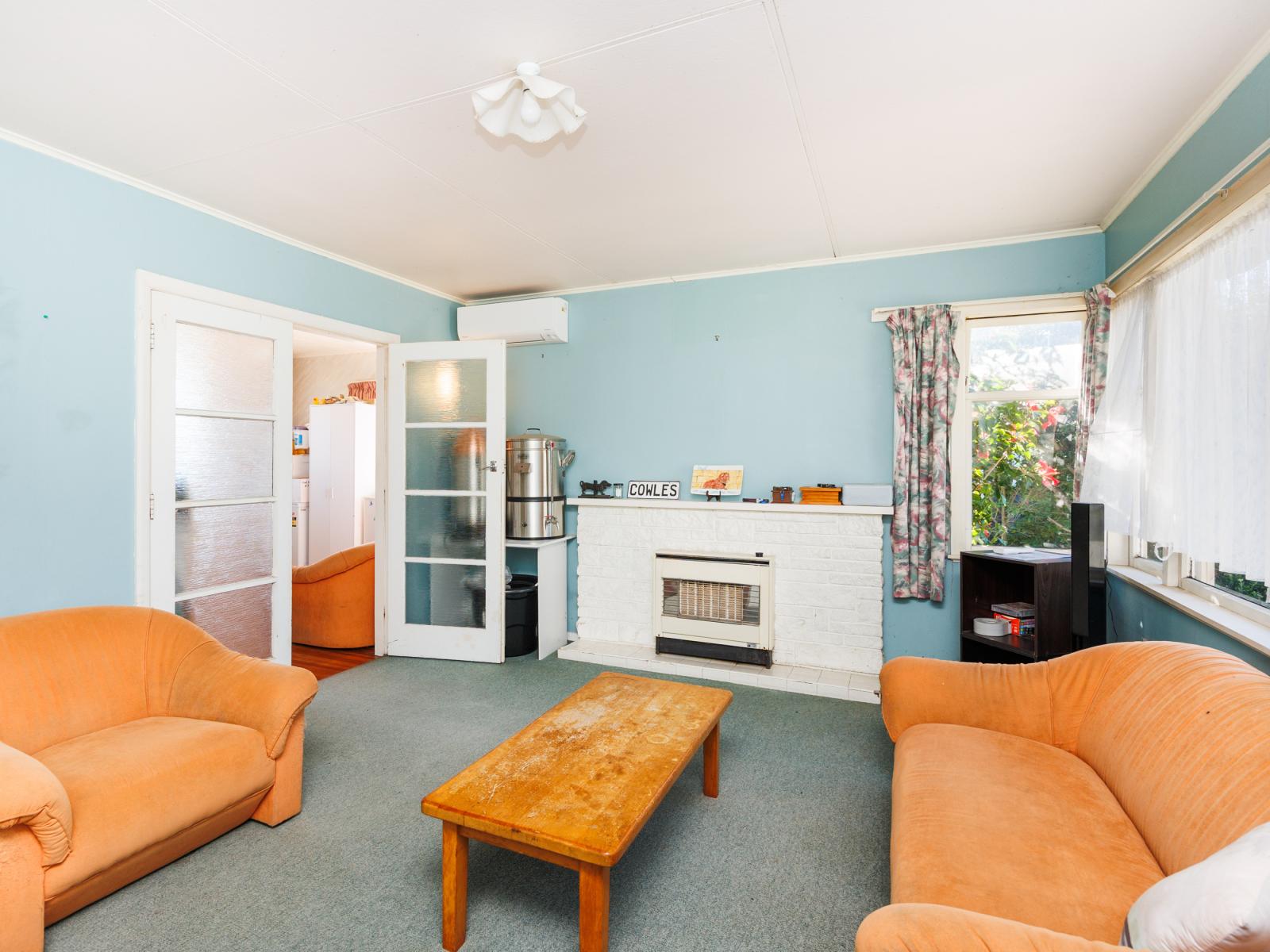 17 Sefton Avenue, Highbury