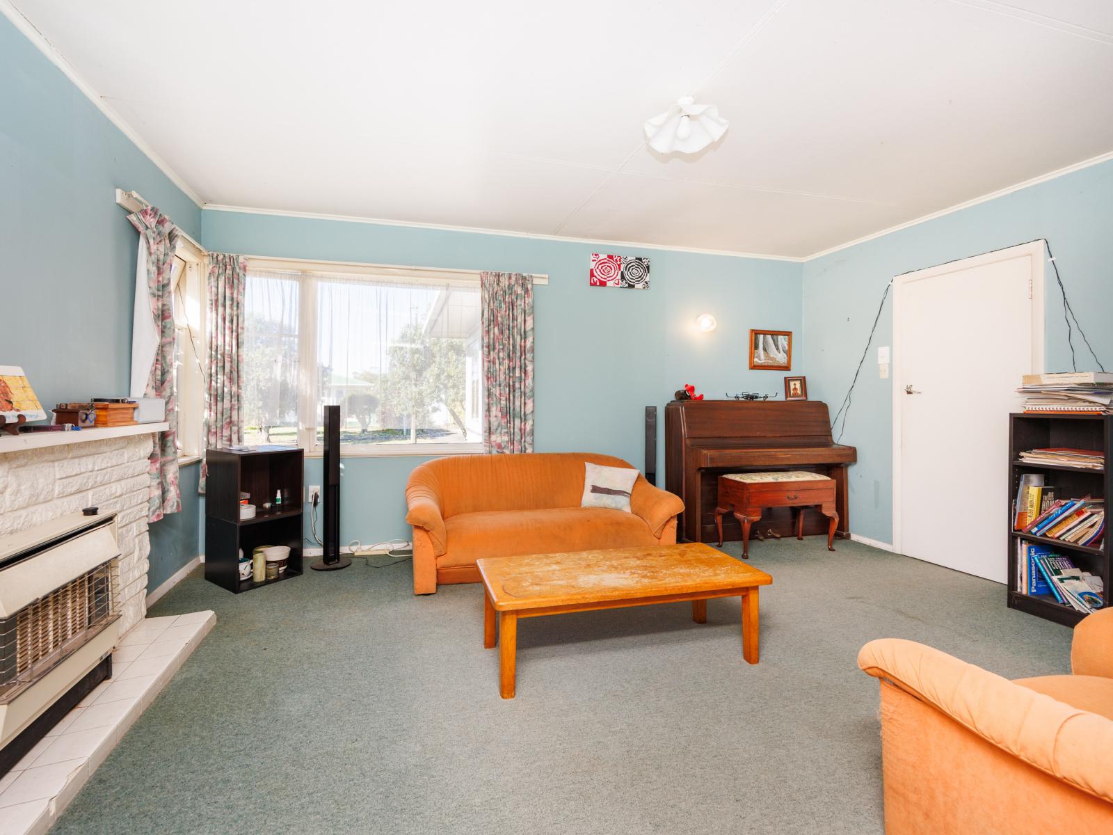 17 Sefton Avenue, Highbury