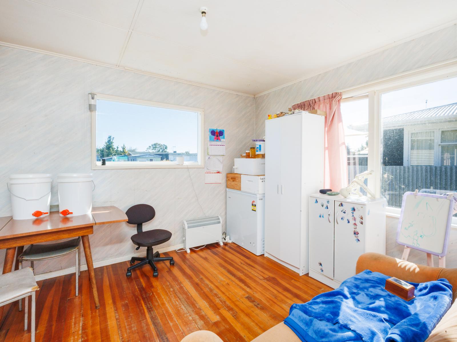 17 Sefton Avenue, Highbury