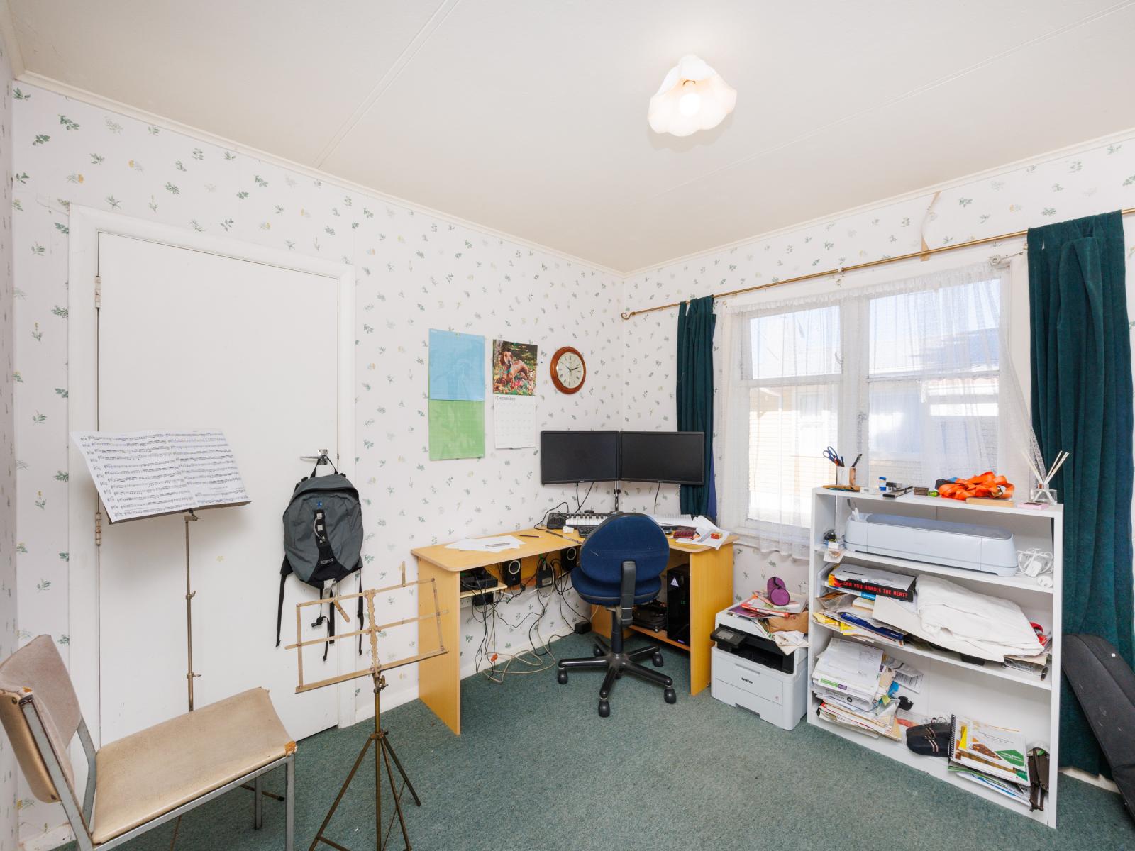 17 Sefton Avenue, Highbury