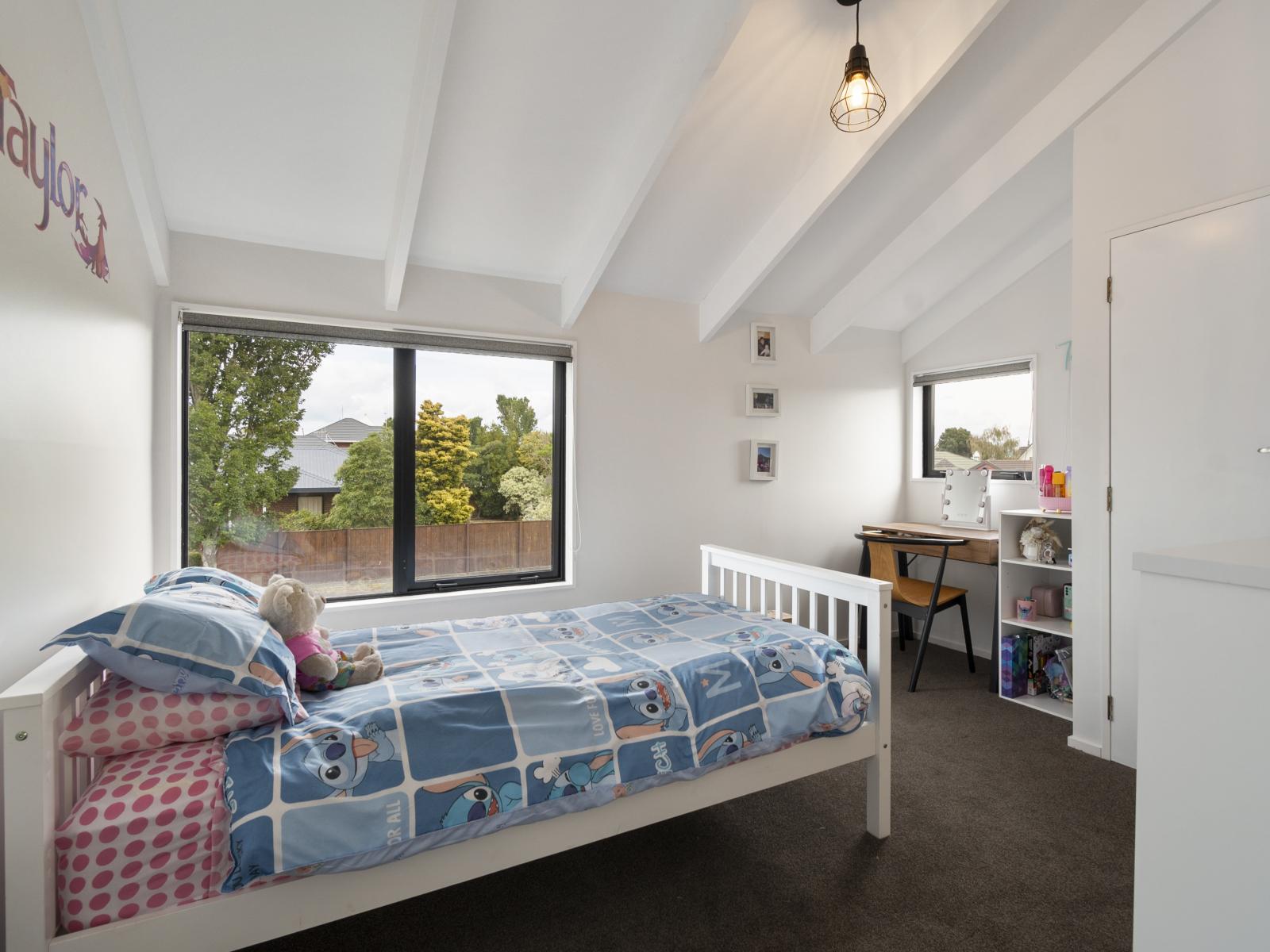 12 Jefferson Crescent, Milson