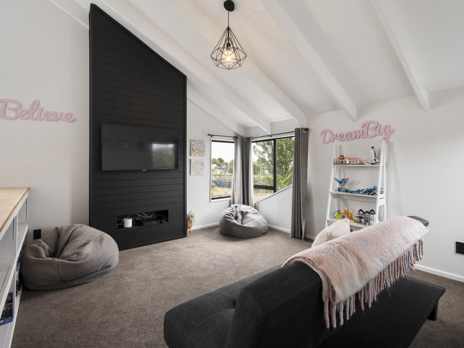 12 Jefferson Crescent, Milson