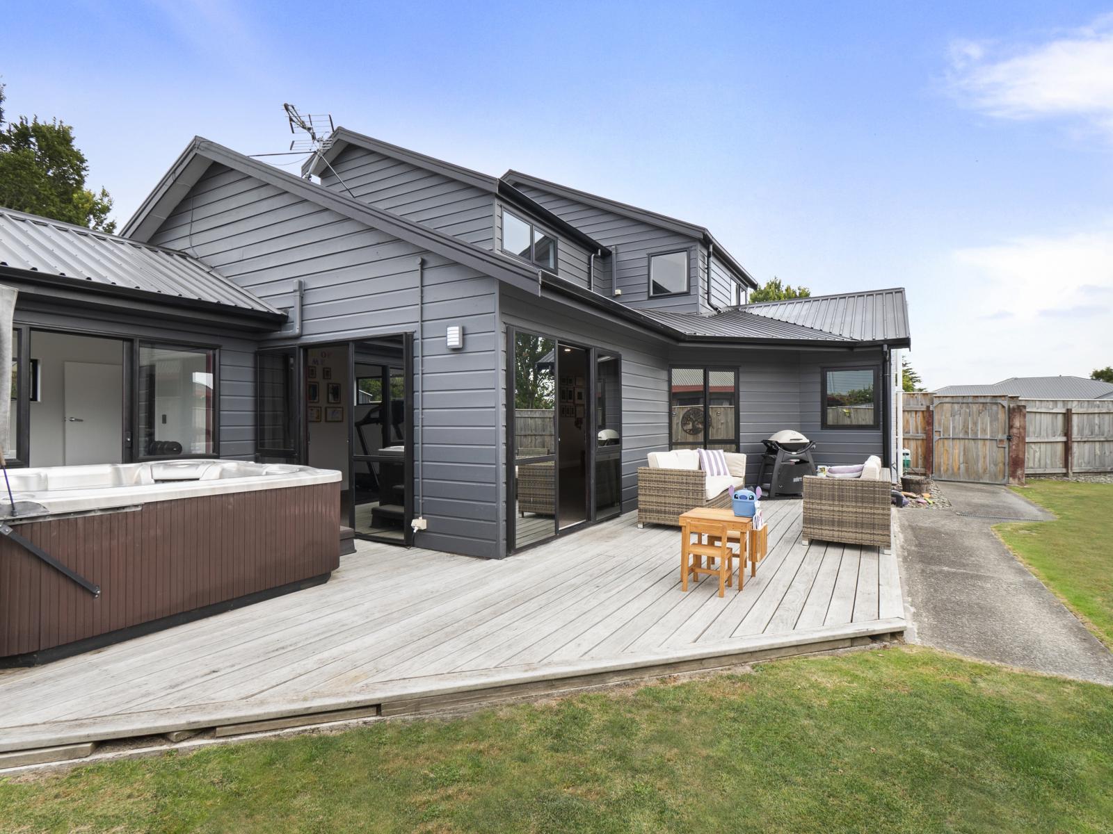 12 Jefferson Crescent, Milson