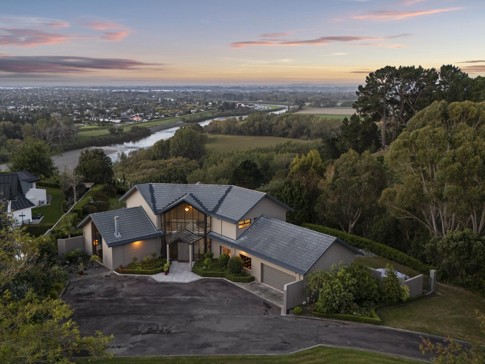 70 Waicola Drive, Fitzherbert