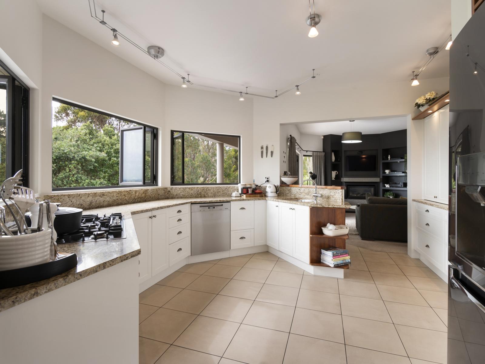 70 Waicola Drive, Fitzherbert