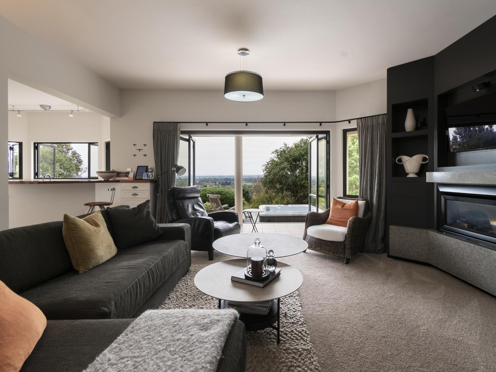 70 Waicola Drive, Fitzherbert