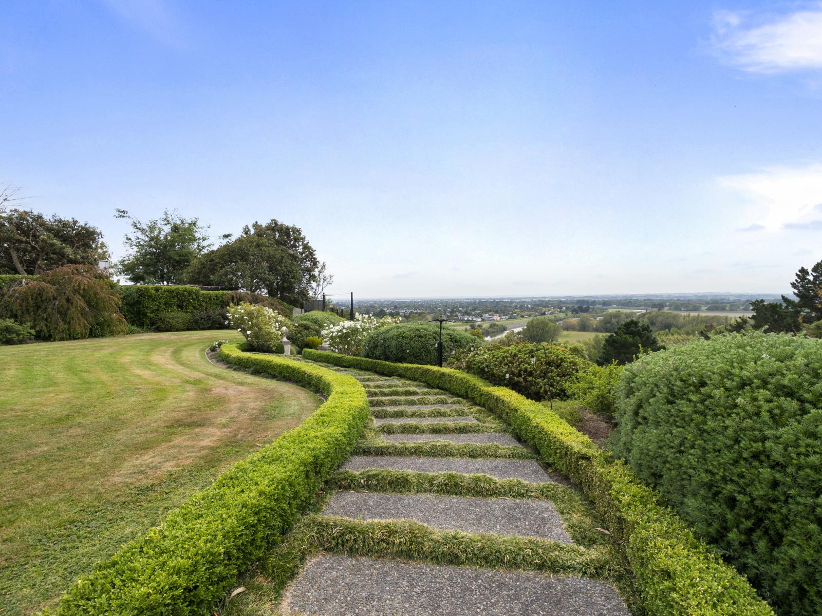 70 Waicola Drive, Fitzherbert