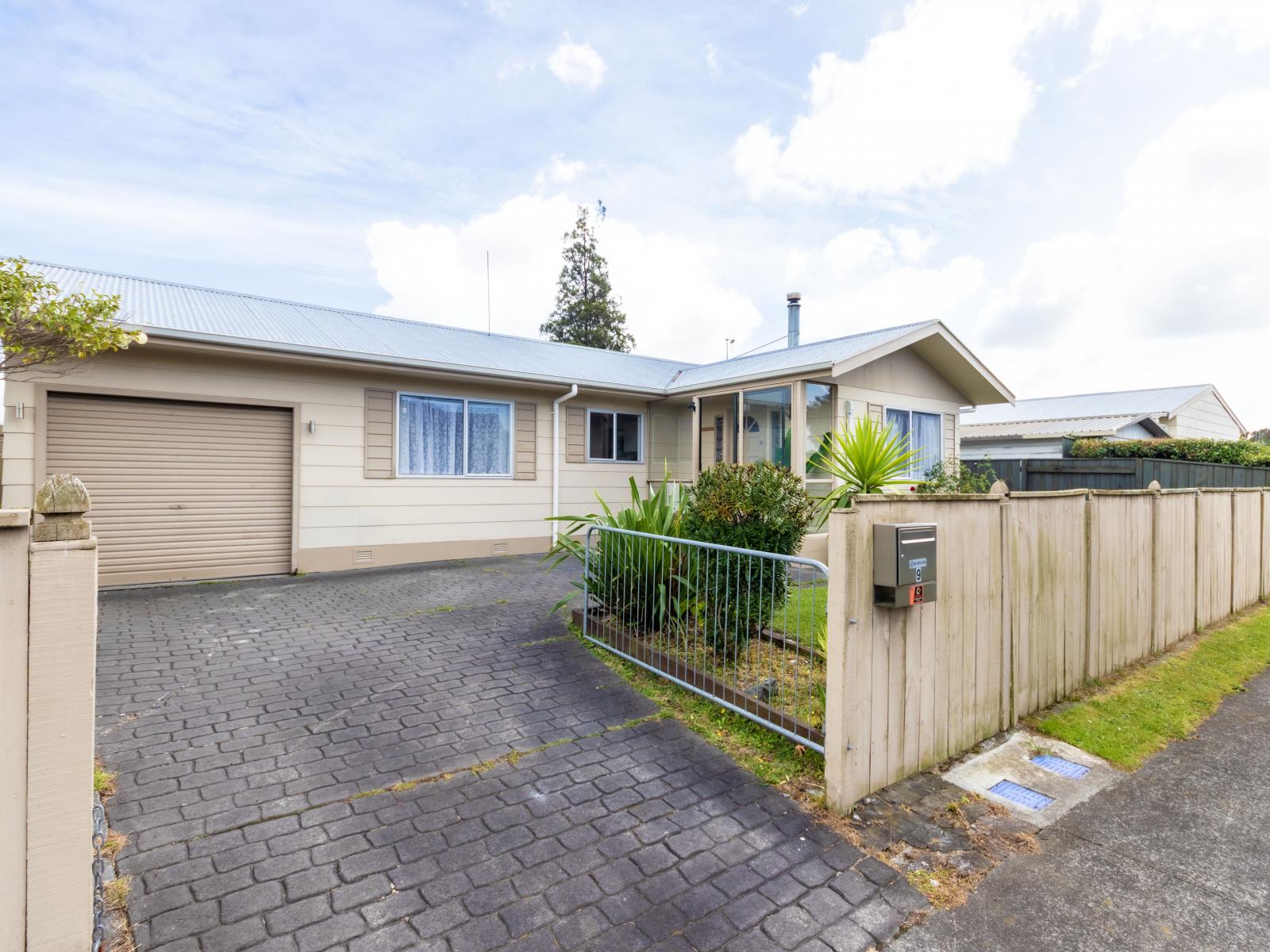 9 Hilton Grove, Kelvin Grove