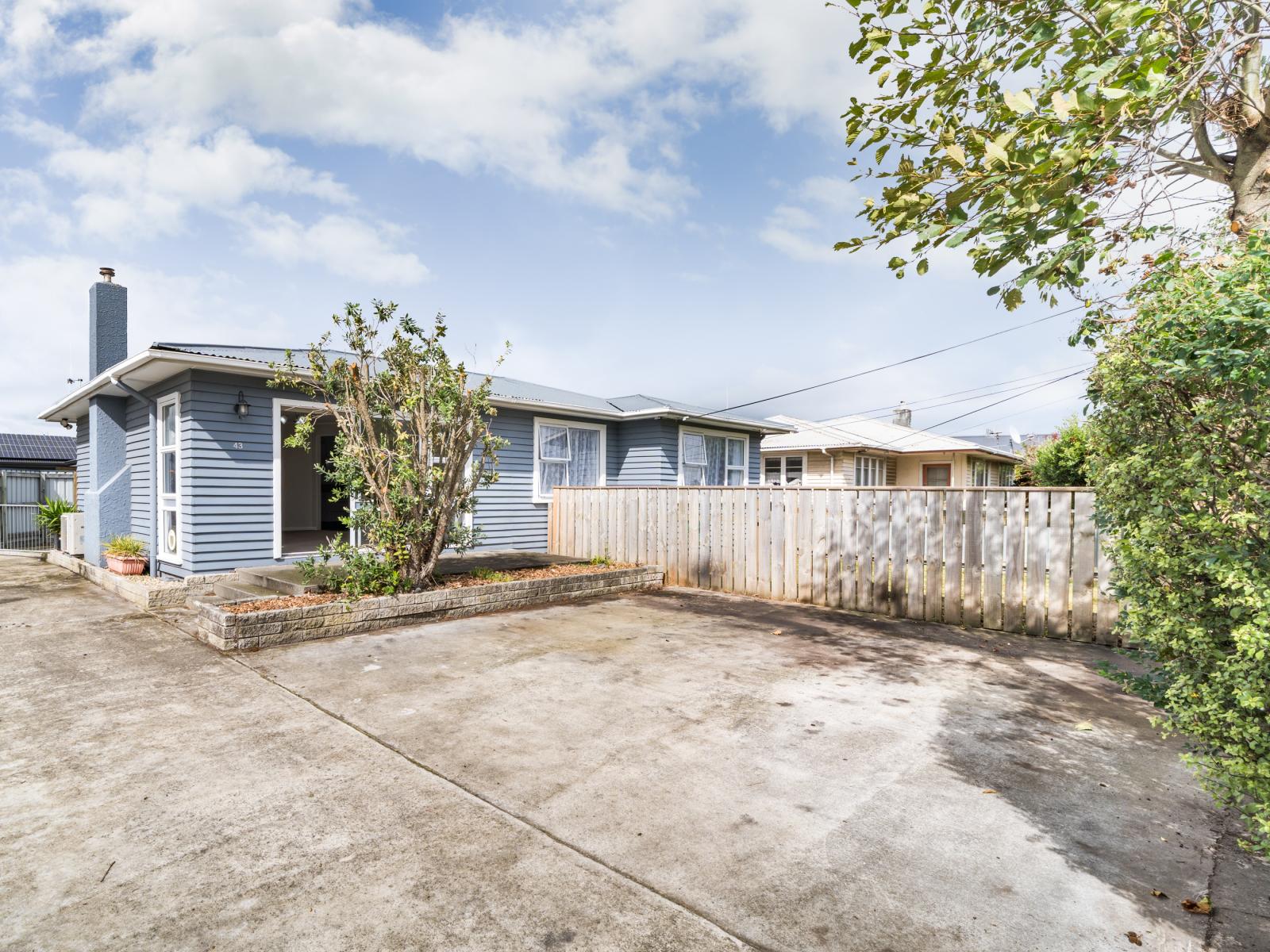 43 Fairs Road, Milson