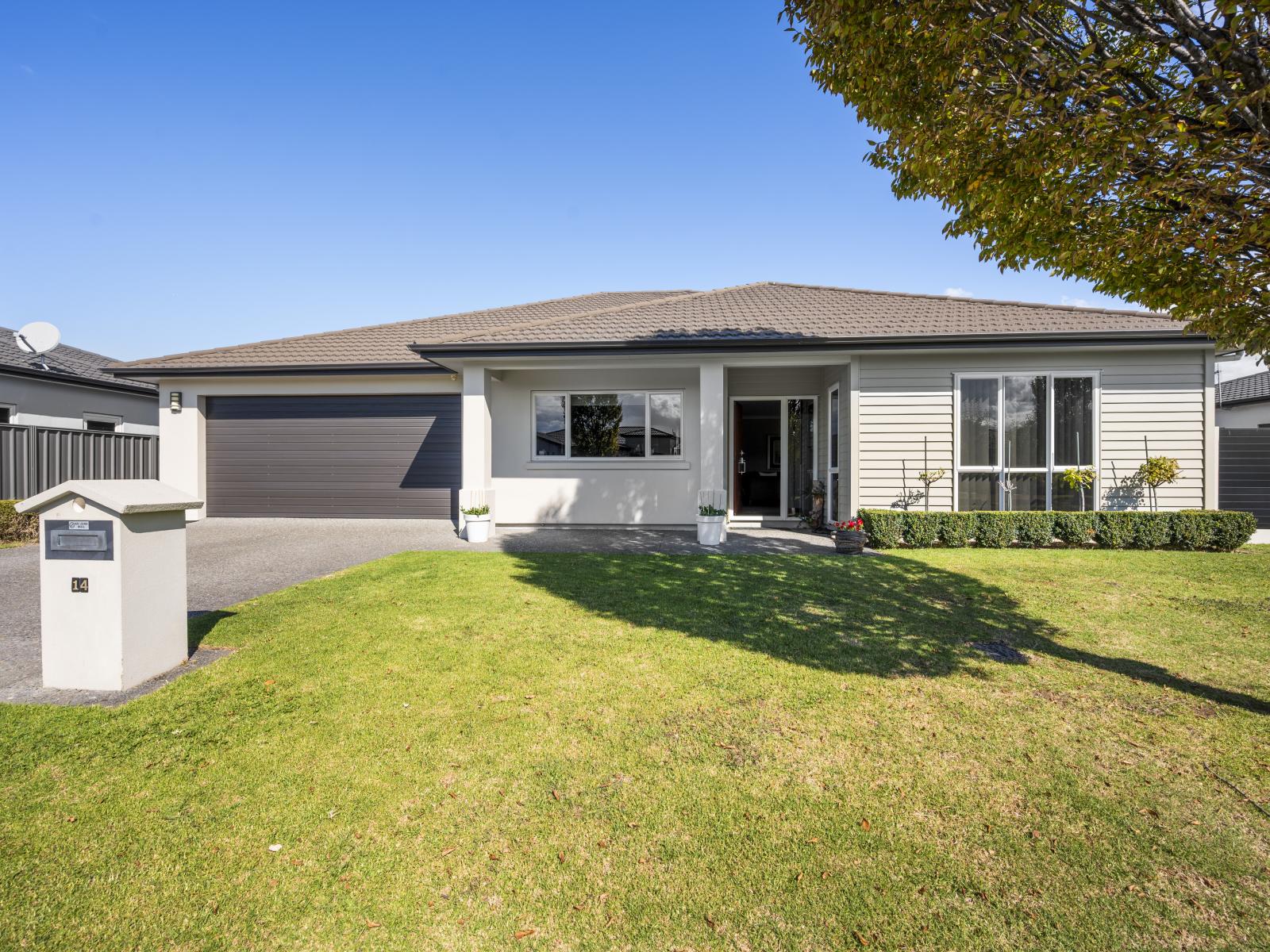 14 Palliser Place, Poraiti