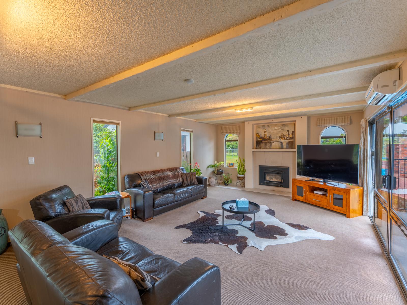 33 Lynch Road, Levels