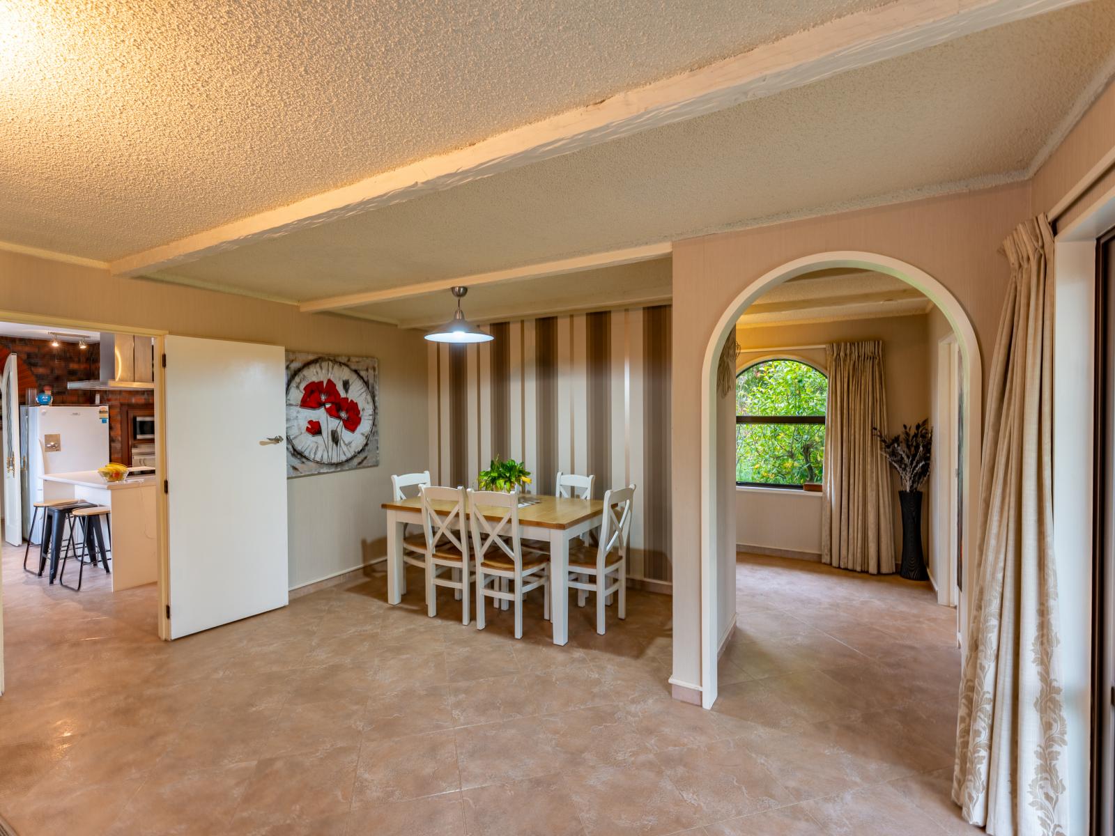 33 Lynch Road, Levels