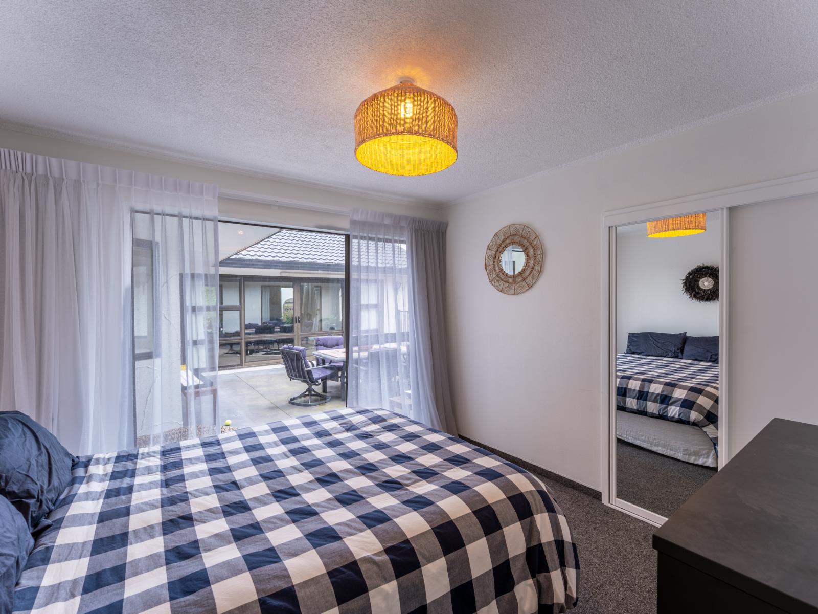 33 Lynch Road, Levels